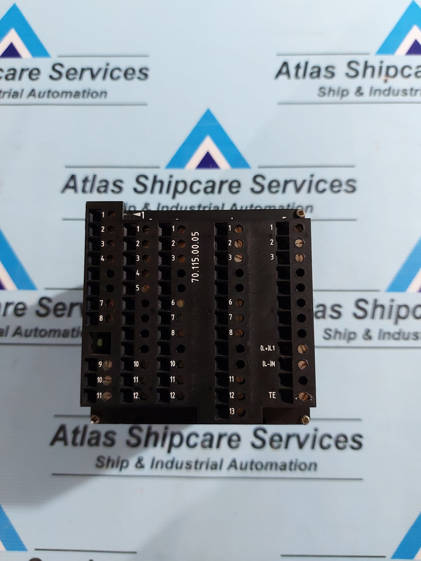 JUMO DICON 500 UNIVERSAL PROCESS CONTROLLER