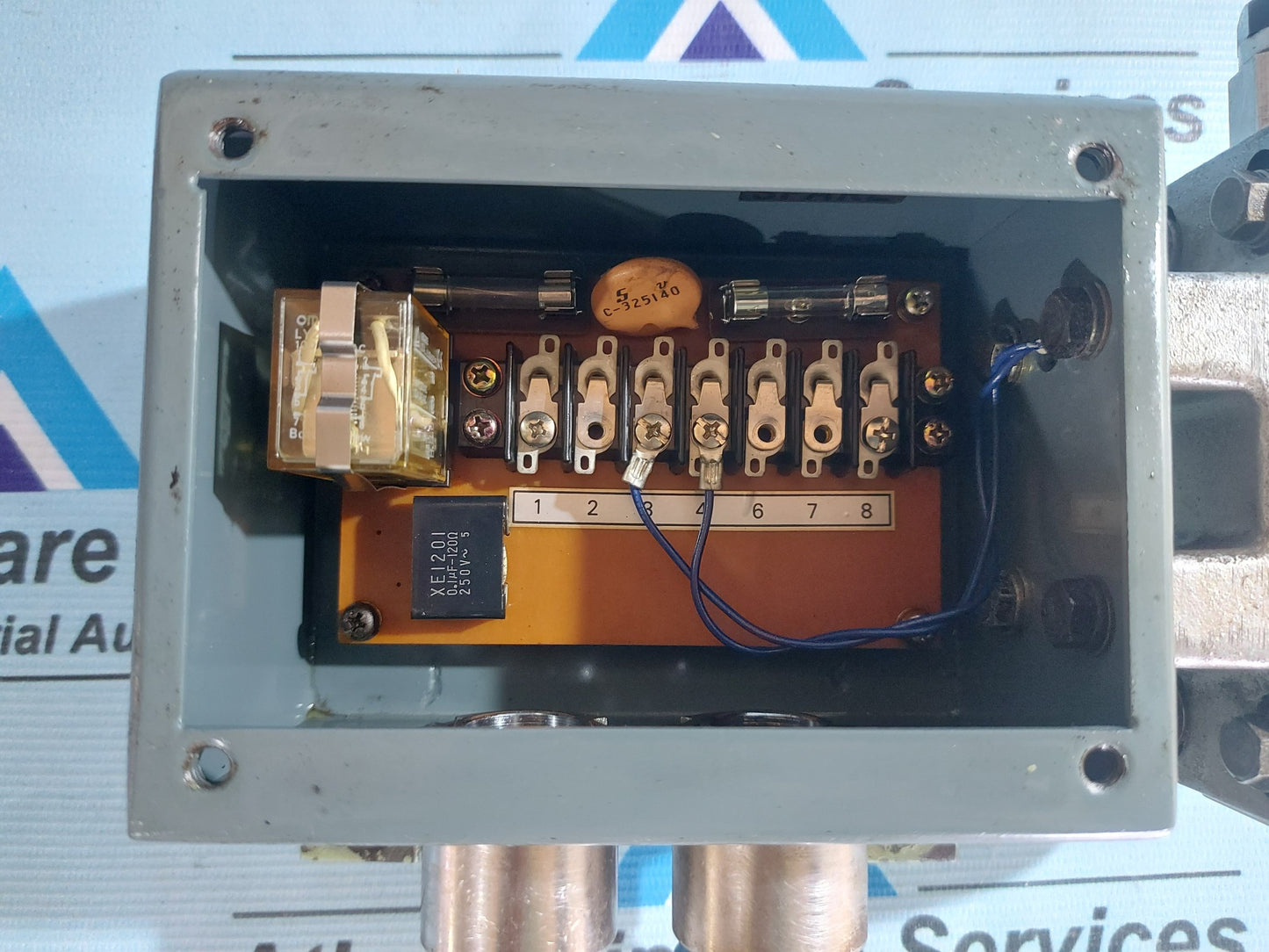 KANAYAMA SEIKI FA-4A-M2 OIL FLOW ALARM AG444