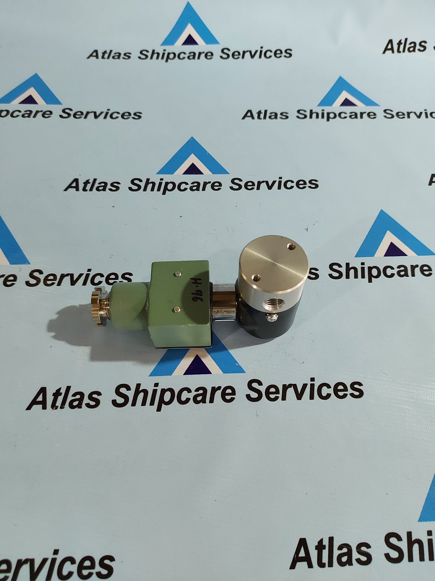 KOGANEI 062E1-37W AIR SOLENOID VALVE 110VAC 60HZ H96