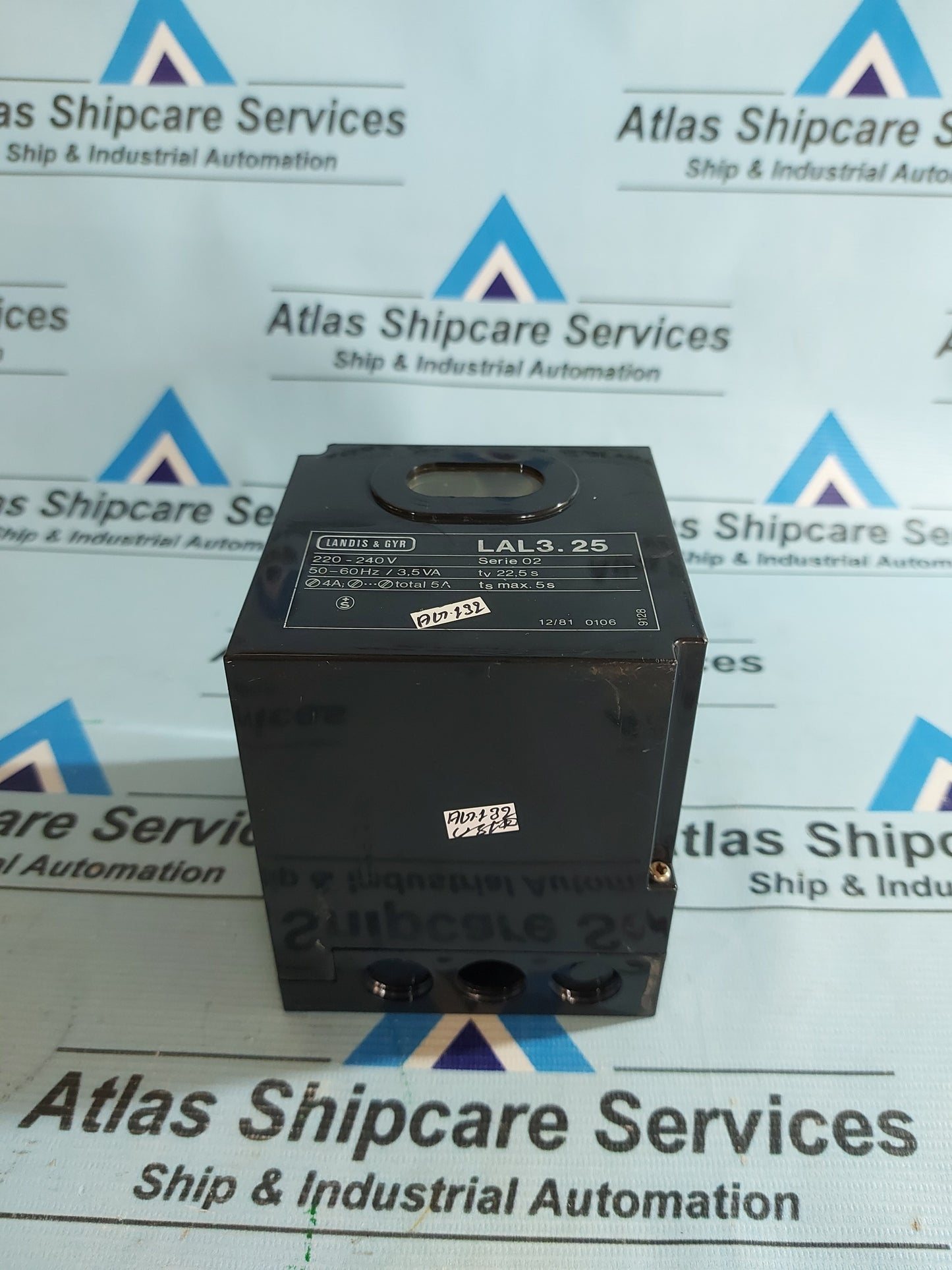 LANDIS & GYR LAL3.25 OIL BURNER CONTROL 220-240V AG132