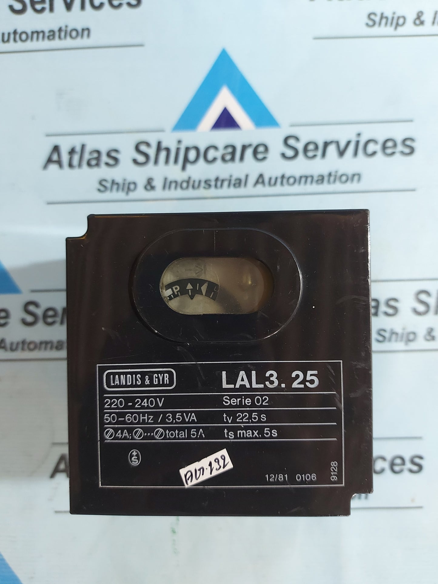 LANDIS & GYR LAL3.25 OIL BURNER CONTROL 220-240V AG132