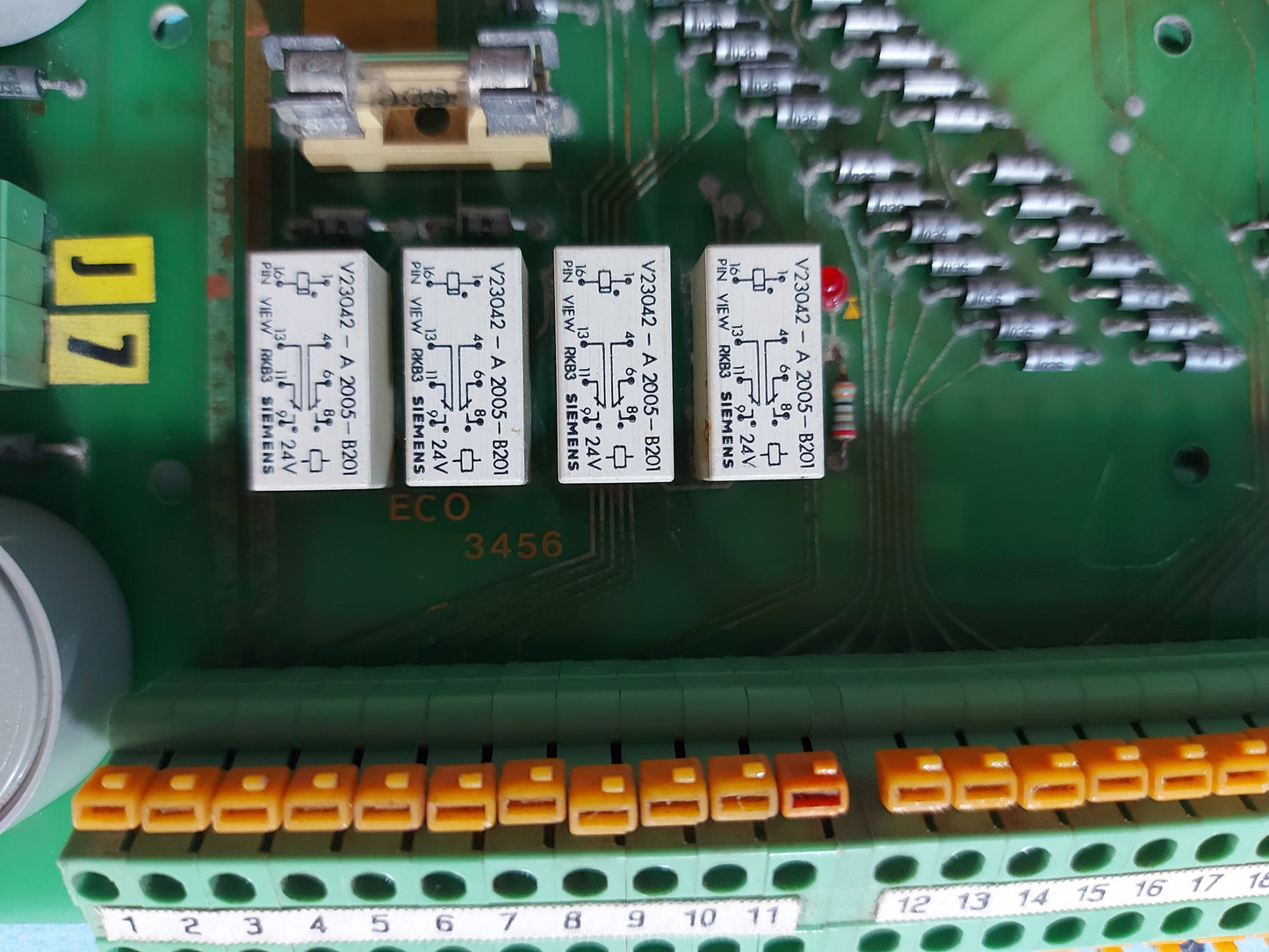 LIAAEN HELITRON DC 0015D PANEL INTERFACE BOARD PB301