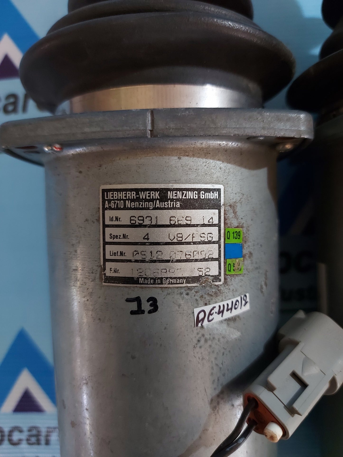 LIEBHERR 4 V8-FSG CRANE JOYSTICK