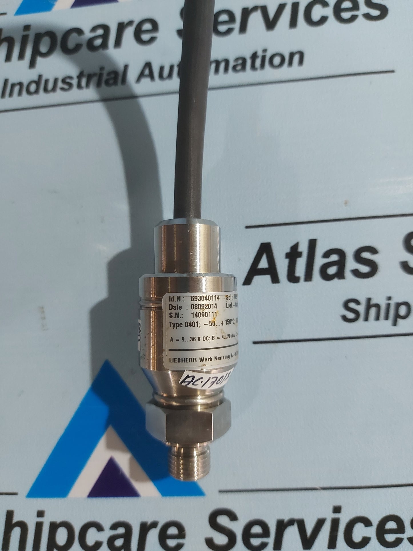 LIEBHERR 693040114 TYPE 0401 TEMPERATURE SENSOR 0-50...+150'C