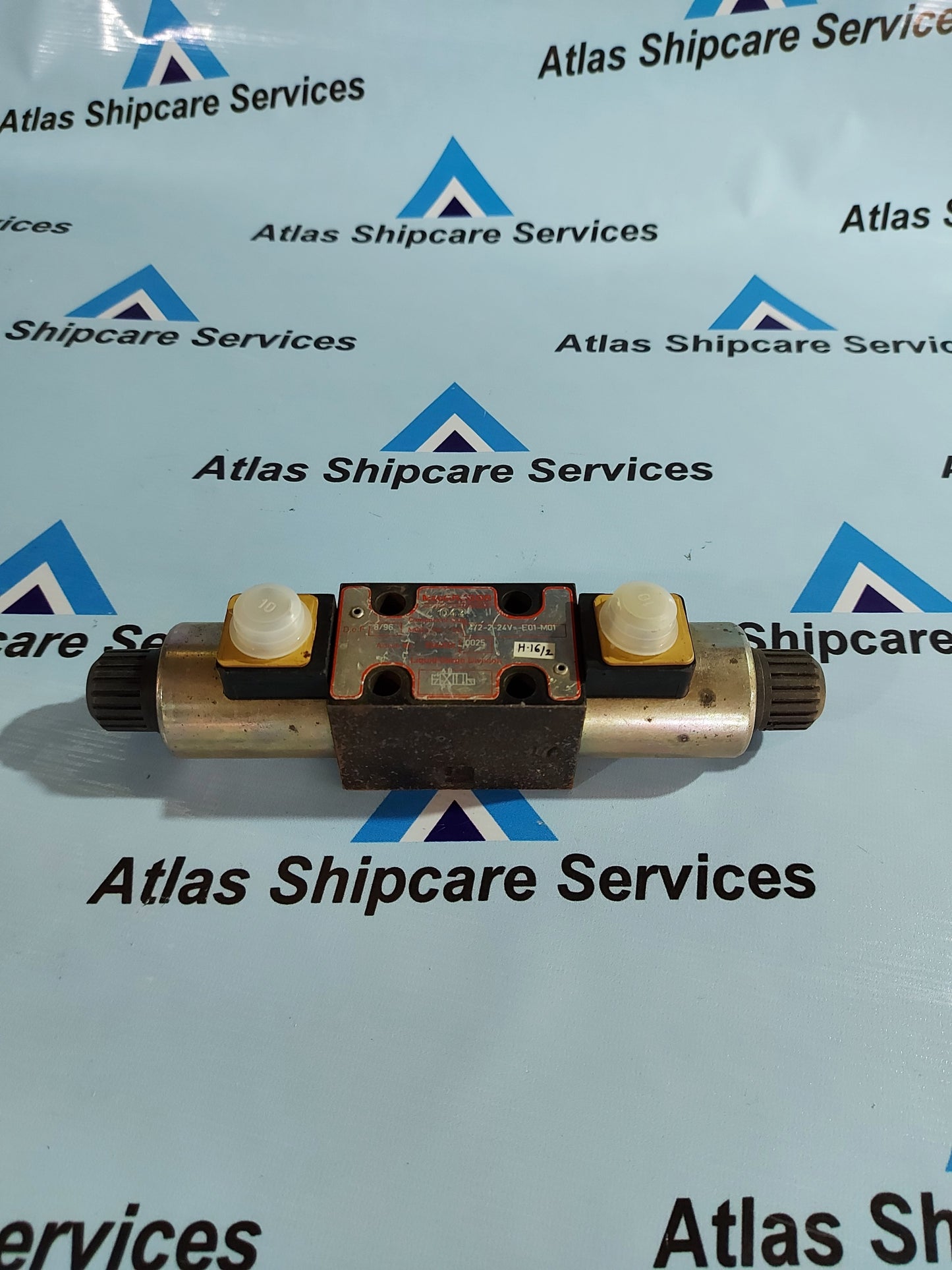 MACGREGOR MCG-LCH/SV 4/2-2-24=-E01-M01 DIRECTIONAL CONTROL VALVE