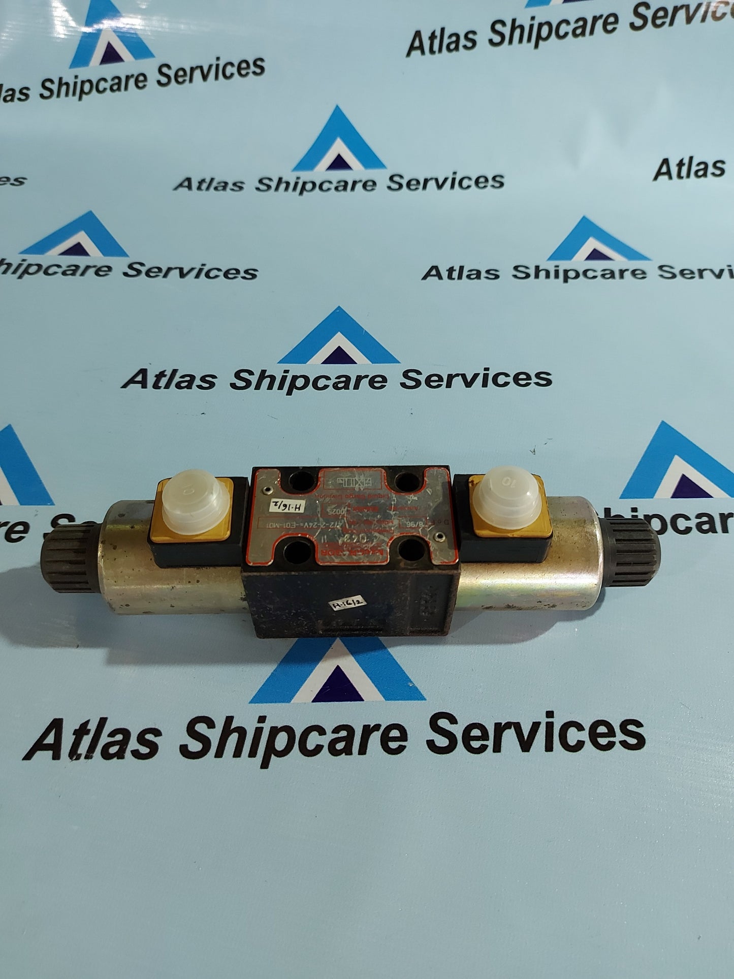 MACGREGOR MCG-LCH/SV 4/2-2-24=-E01-M01 DIRECTIONAL CONTROL VALVE