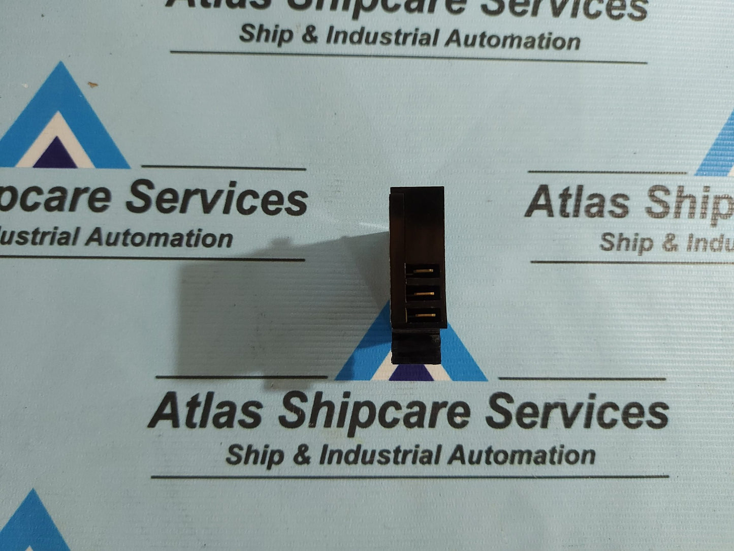 MAK 9.01.7-91.08.00-04 PLUG IN RELAY AG459