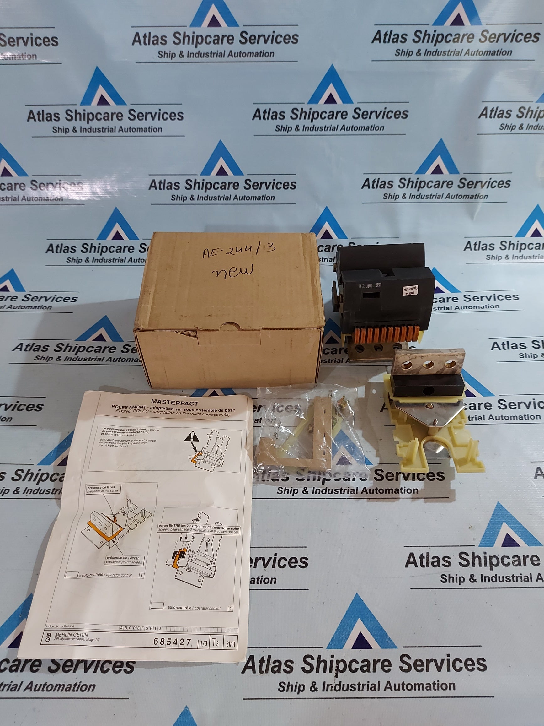 MERLIN GERIN 0685638C CONTACT SET