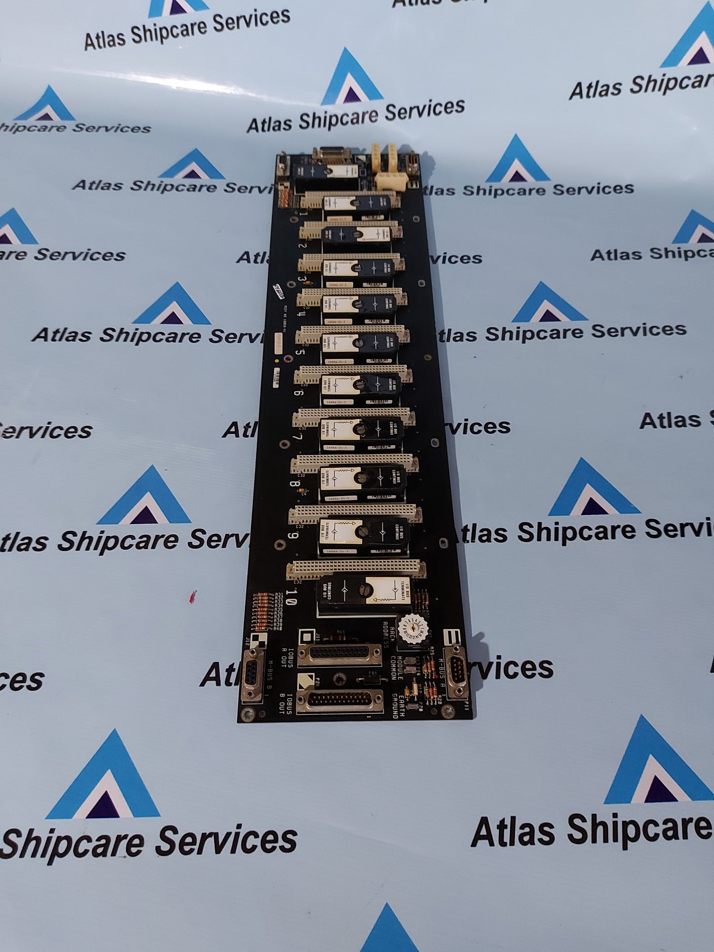 MOORE BACKPLAN MODULRAC MODULE I/O BUS 16066-51-3 PLC APACS QUASLOG