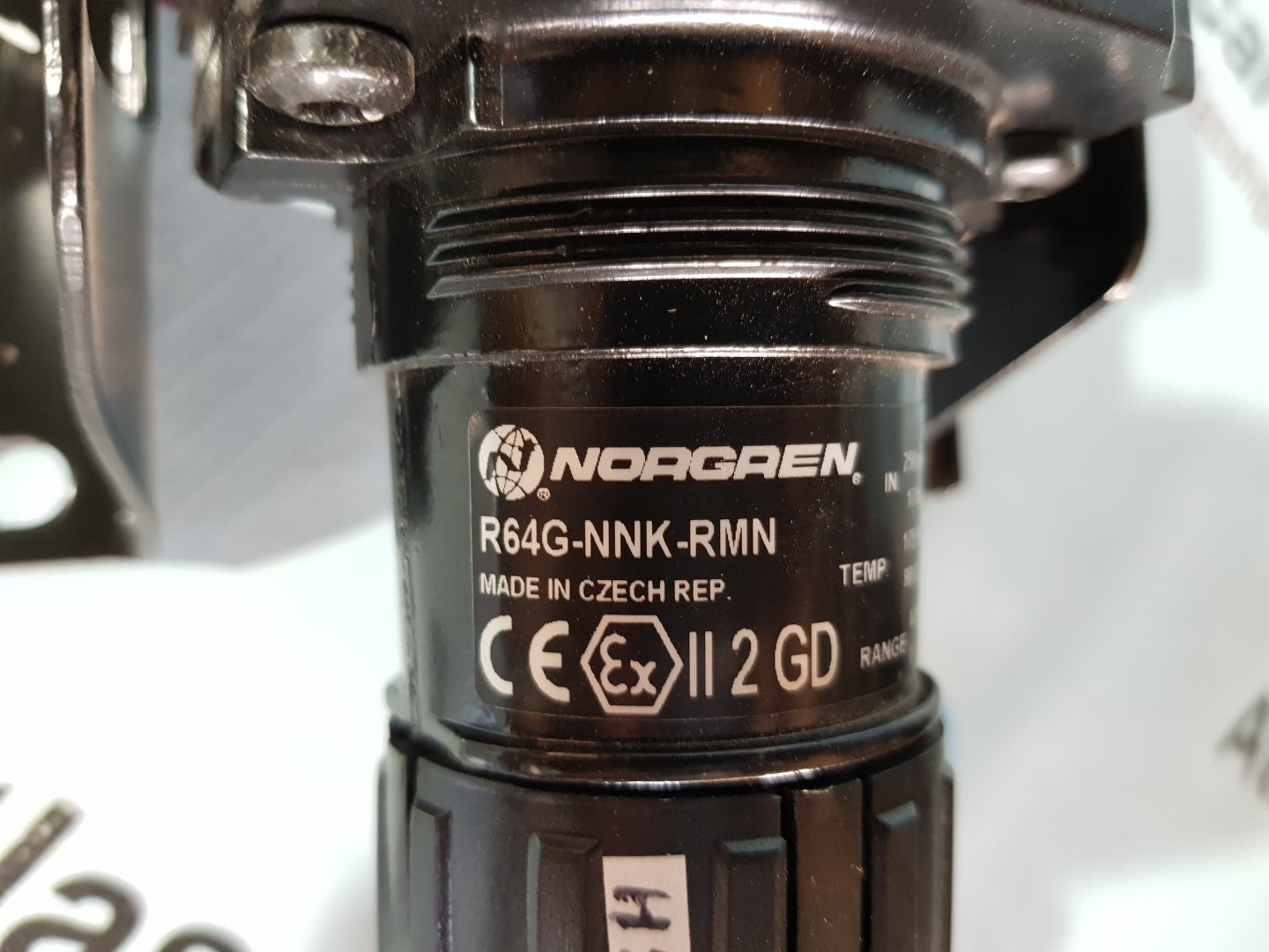 NORGEN R64G-NKN-RMN PRESSURE REGULATOR H299