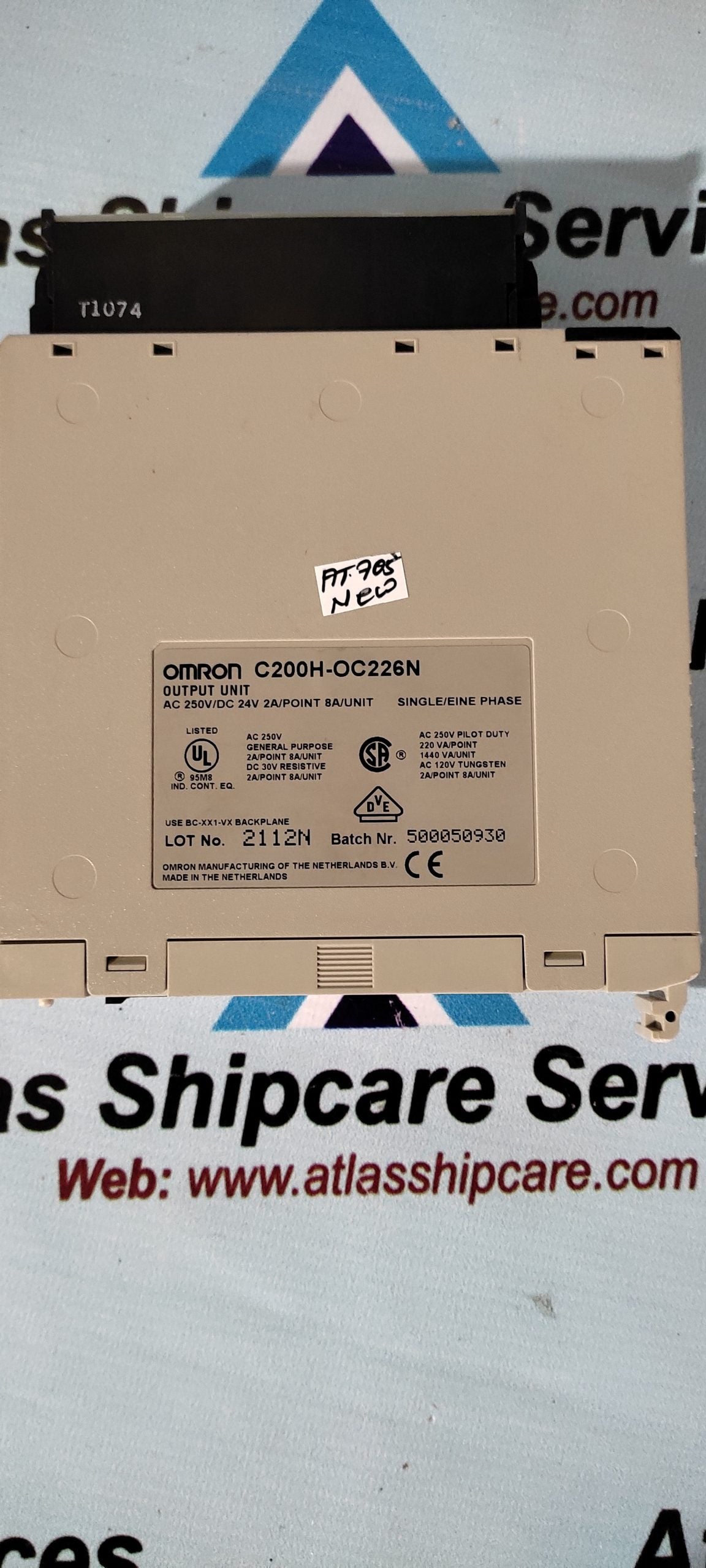 OMRON C200H-OC226N OUTPUT UNIT