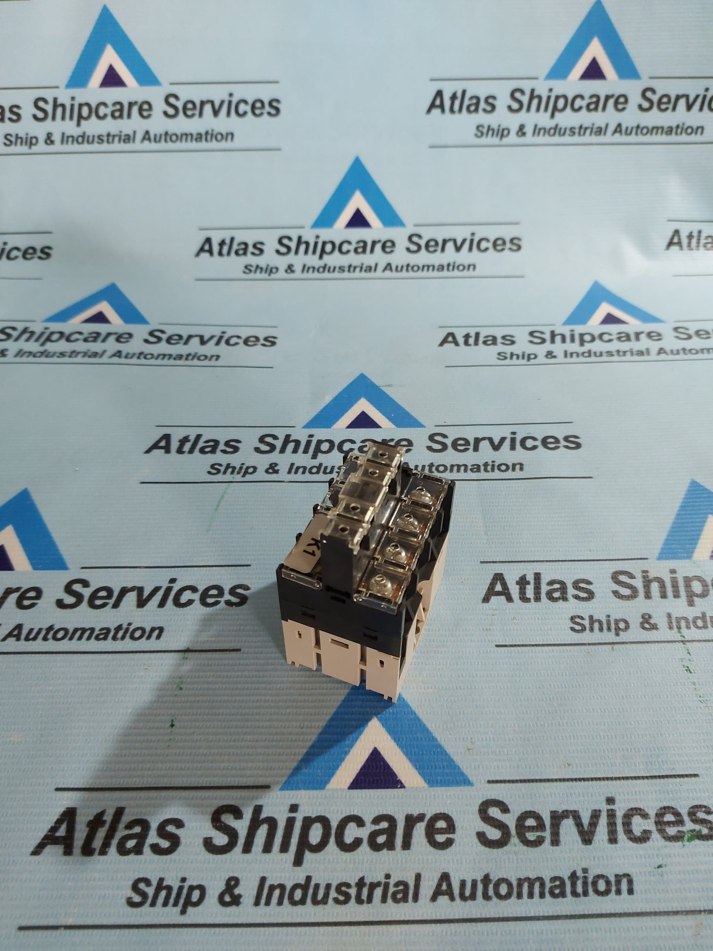 OMRON G7Z-4A + G73Z-11Z POWER RELAY WITH AUXILIARY CONTACT BLOCK