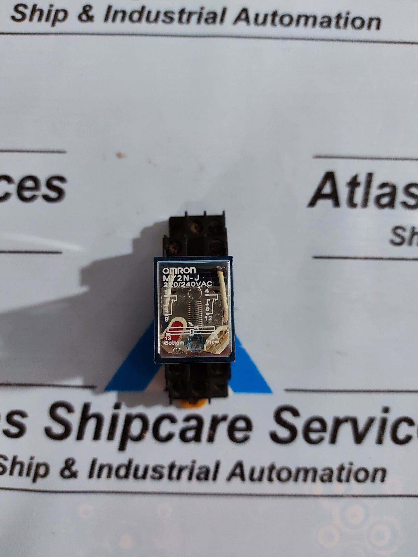 OMRON MY2N-J 8 PIN POWER RELAY WITH SOCKET