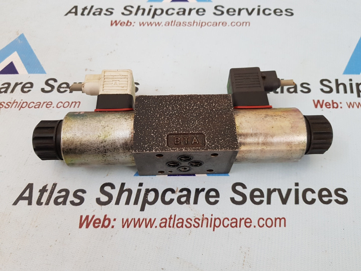 PARKER D1VW20DNJW76 HYDRAULIC DIRECTIONAL CONTROL VALVE H426
