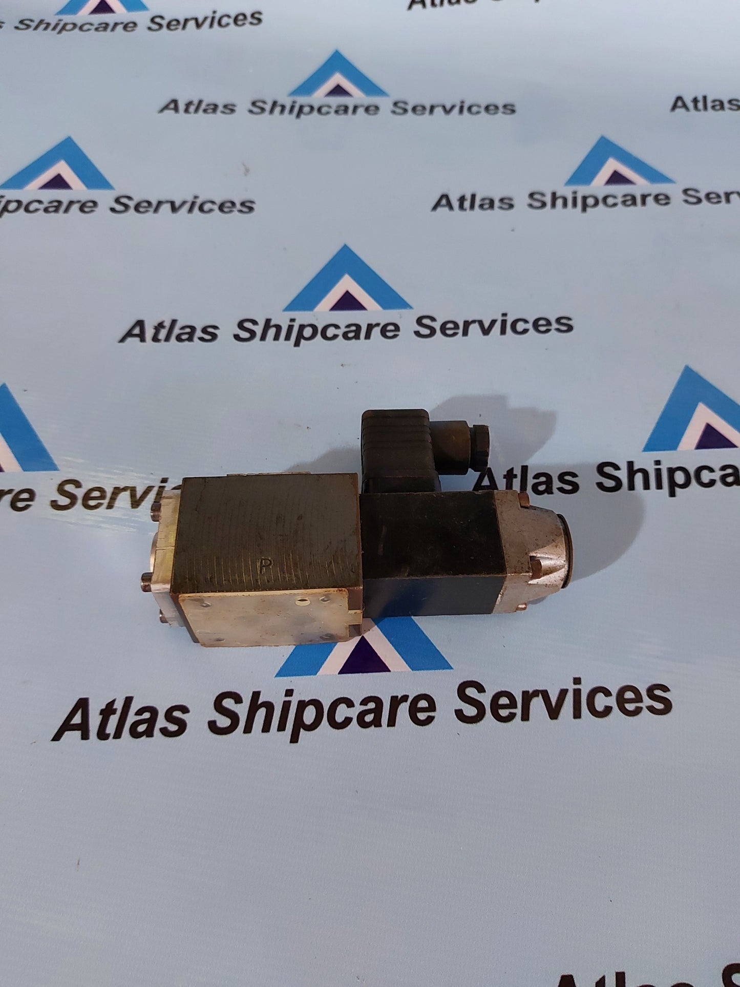 REXROTH HYDRONORMA 4WE 6 Y52/A W220 60 NZ4 DIRECTIONAL CONTROL VALVE H330