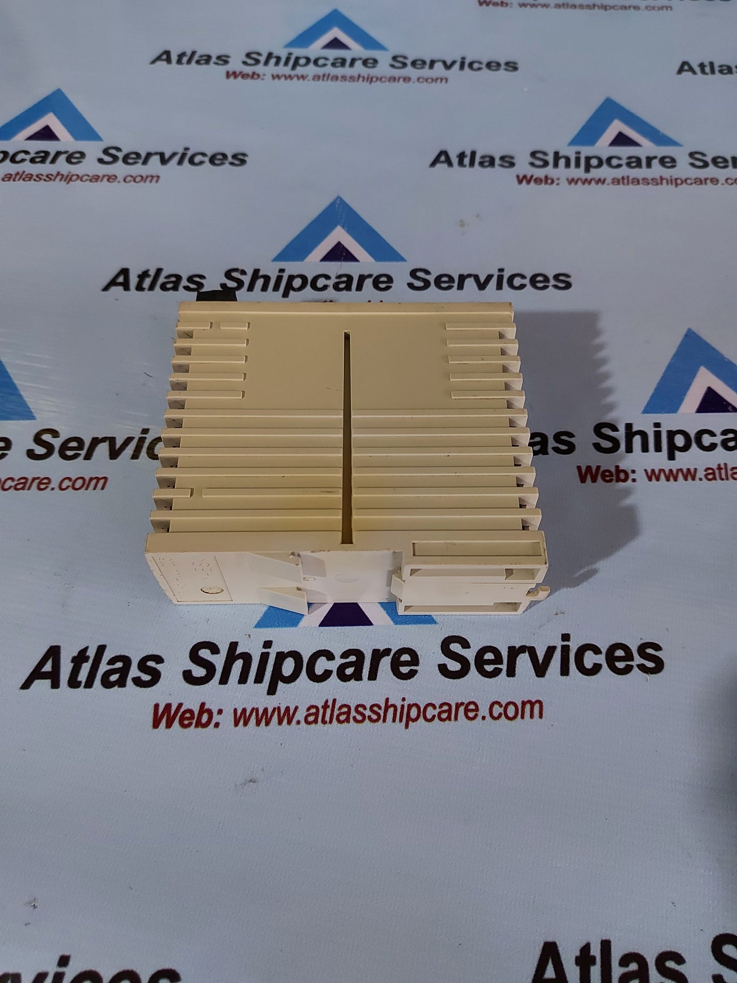 SCHNEIDER ELECTRIC 499NES18100 CONNEXIUM INDUSTRIAL ETHERNET SWITCH 8TX 10/100