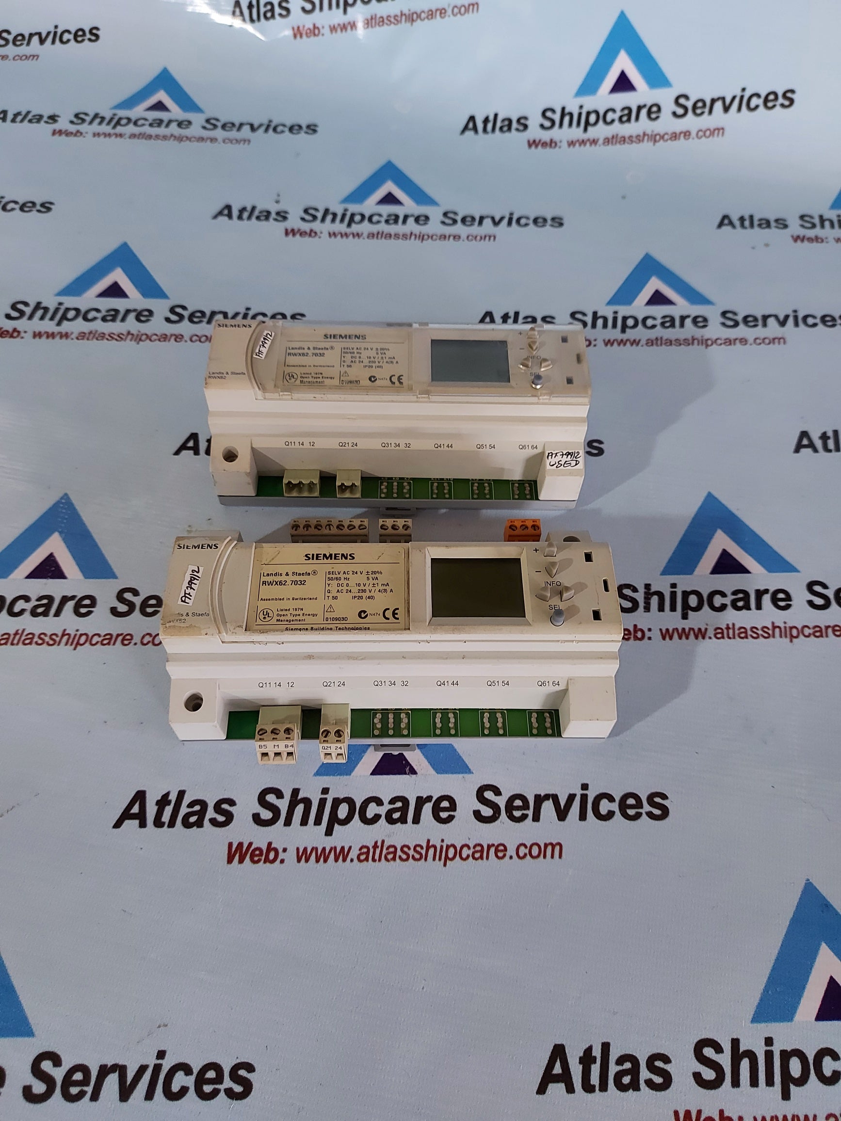 SIEMENS LANDIS &amp; STAEFA RWX62.7032 UNIVERSAL CONTROLLER