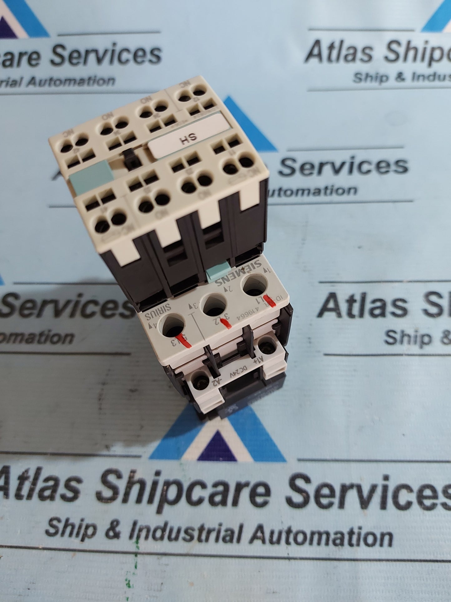 SIEMENS SIRIUS 3RT1026-1RB40-0KS0 3-POLE CONTACTOR AG329