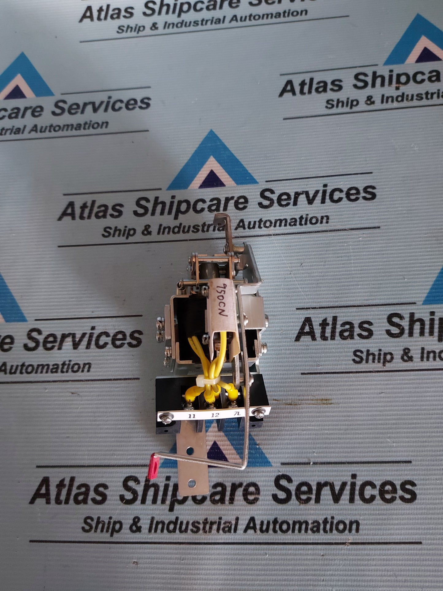 UNDER VOLTAGE TRIP DEVICE AUH-IC